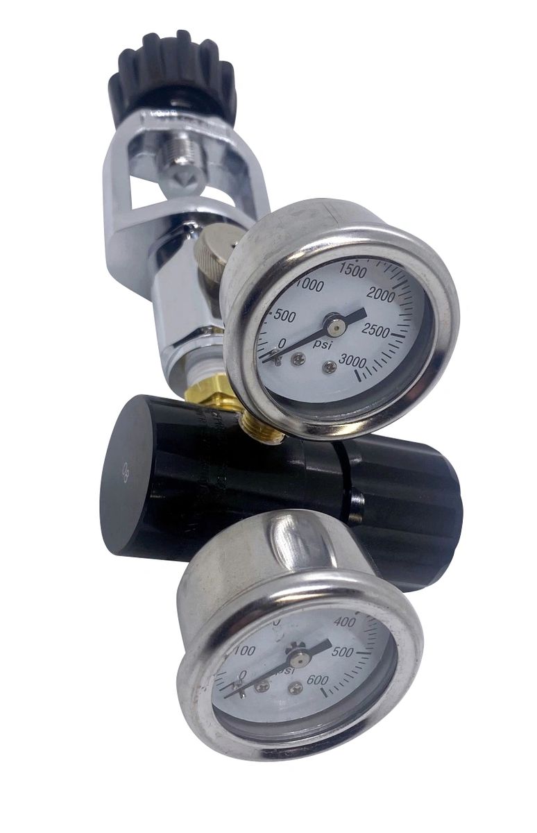 Series 3000 Adjustable Flow Scuba Tank Air Regulator for Running Air Tools  and Inflating Tires