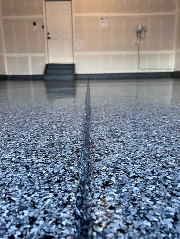 Polyaspartic Flake Floor