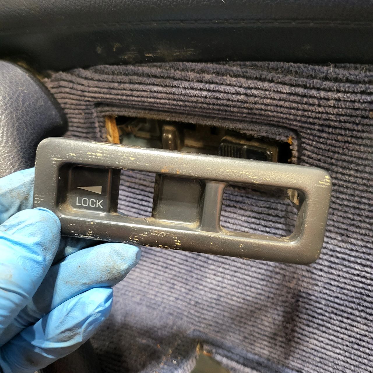 How to remove Interior door panel