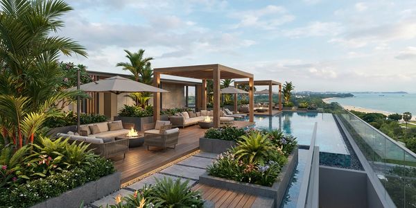 Image of swimming pool in Bayshore Drive GLS