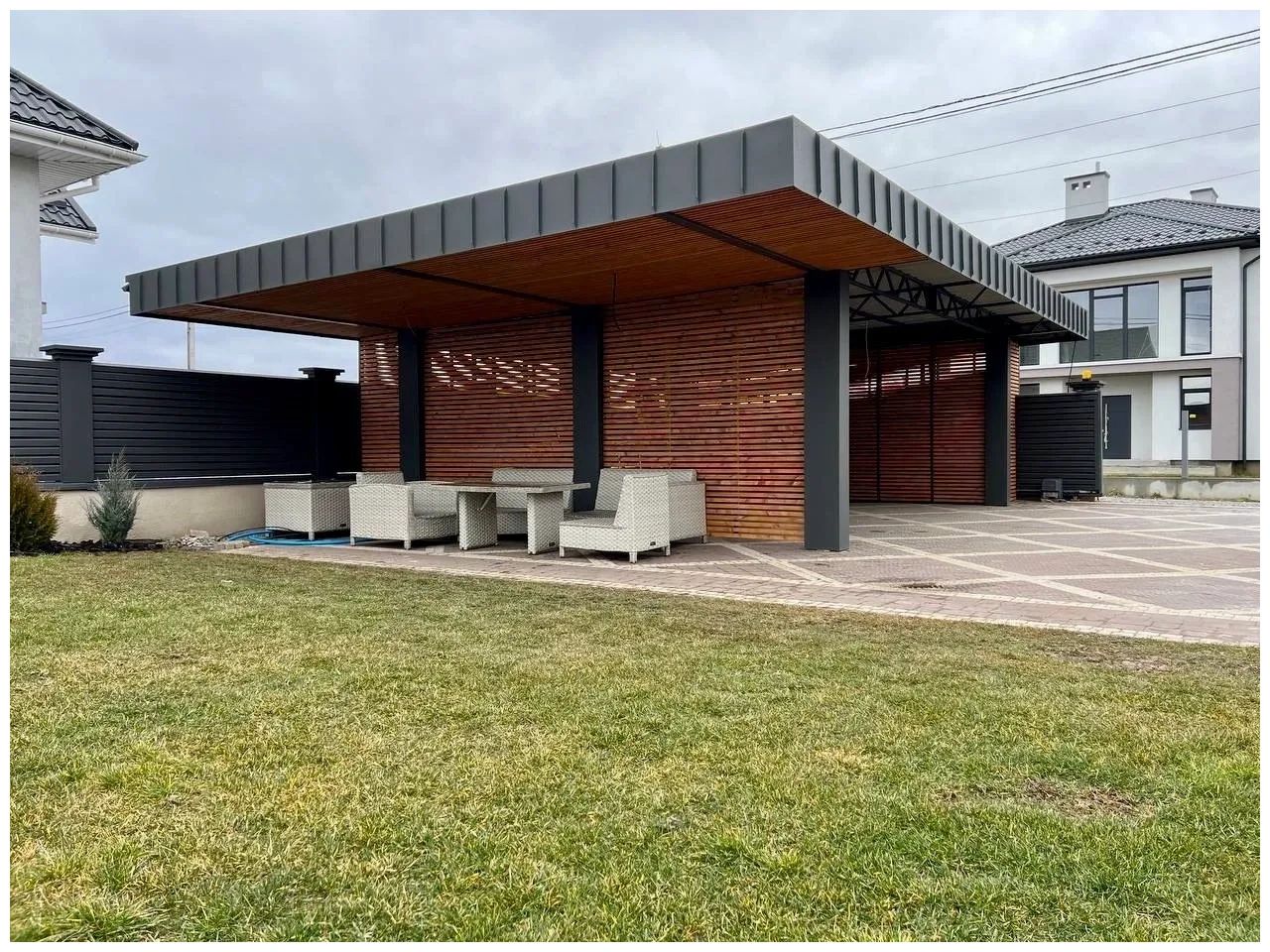 Навіс для авто, автонавіс, піднавіс, Львів, Карпортс груп, Carports Group