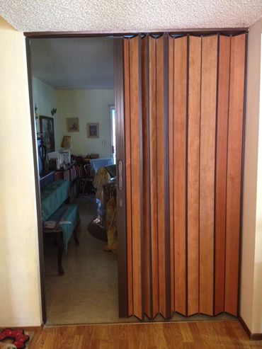 Accordion Doors | Advanced Sliding Door Repair, Installations 813-548 ...