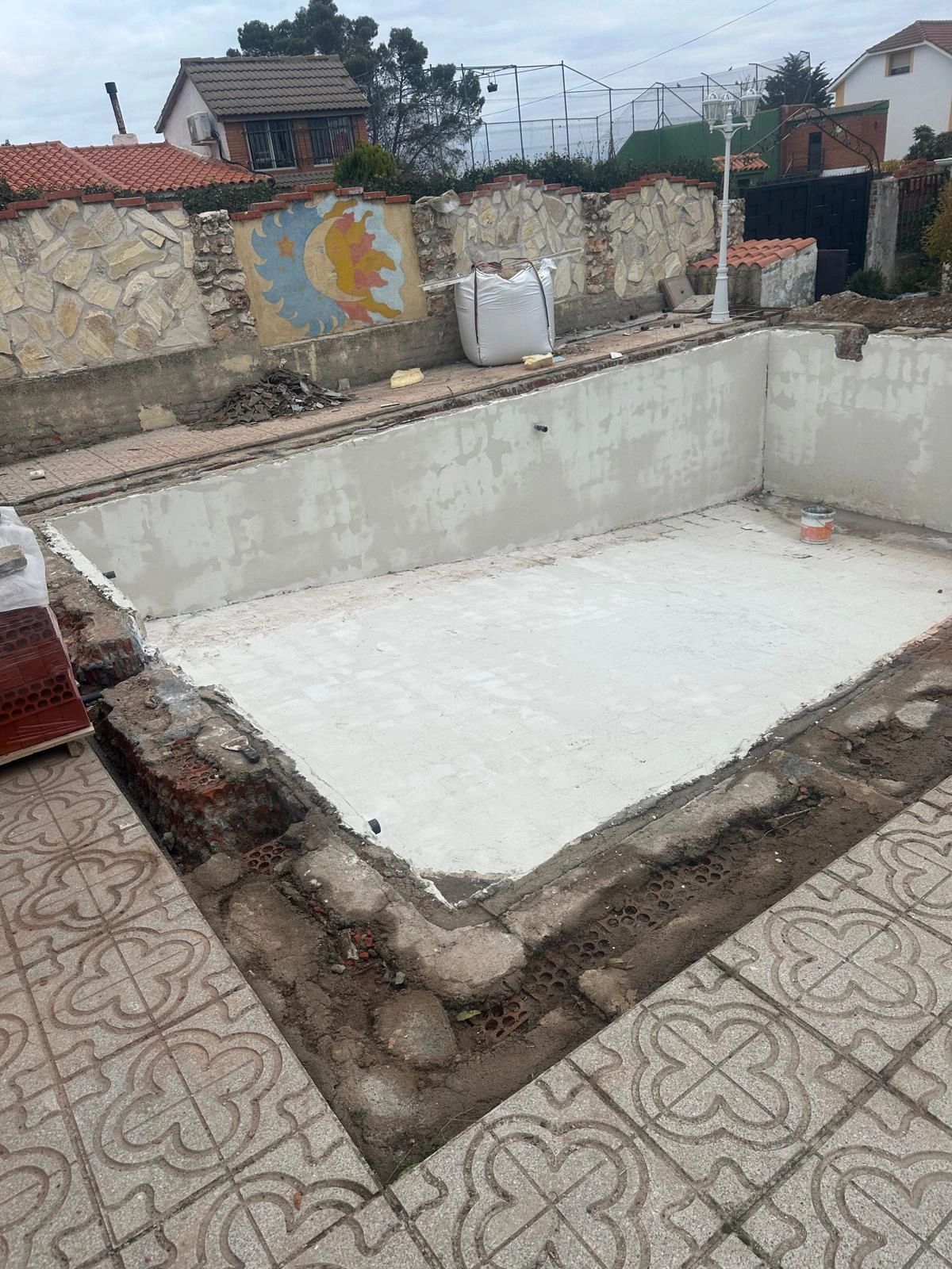 Rehabilitación de pisicna en Valmojado