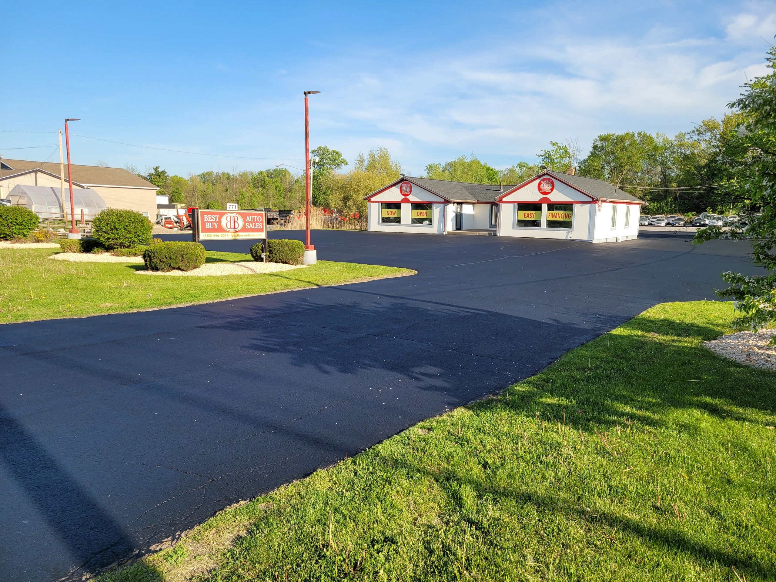 Driveway Sealcoating in Monroe County & Rochester, NY