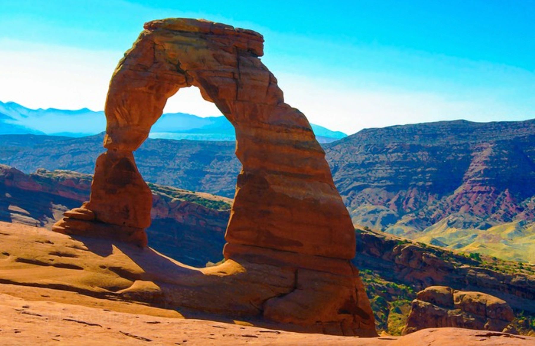 Photo of the Delicate Arch in Moab, Utah.