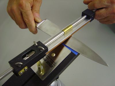 Edgepro knife sharpener