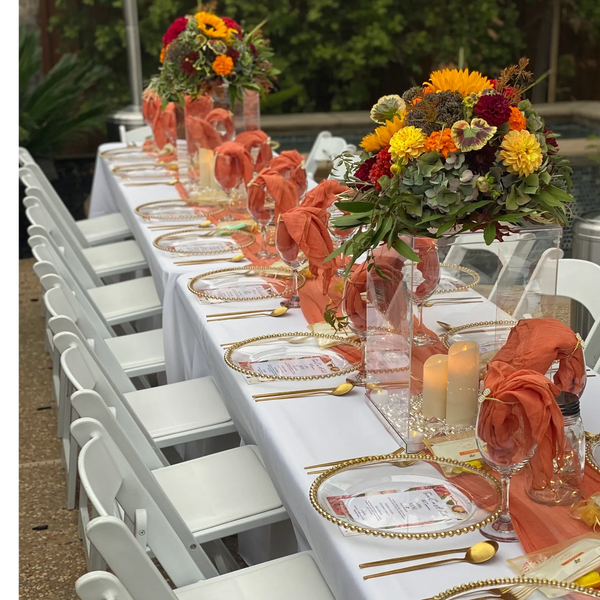 Experience dinner comes with full table settings, plate & glassware, & flower bouquet to keep!!! 