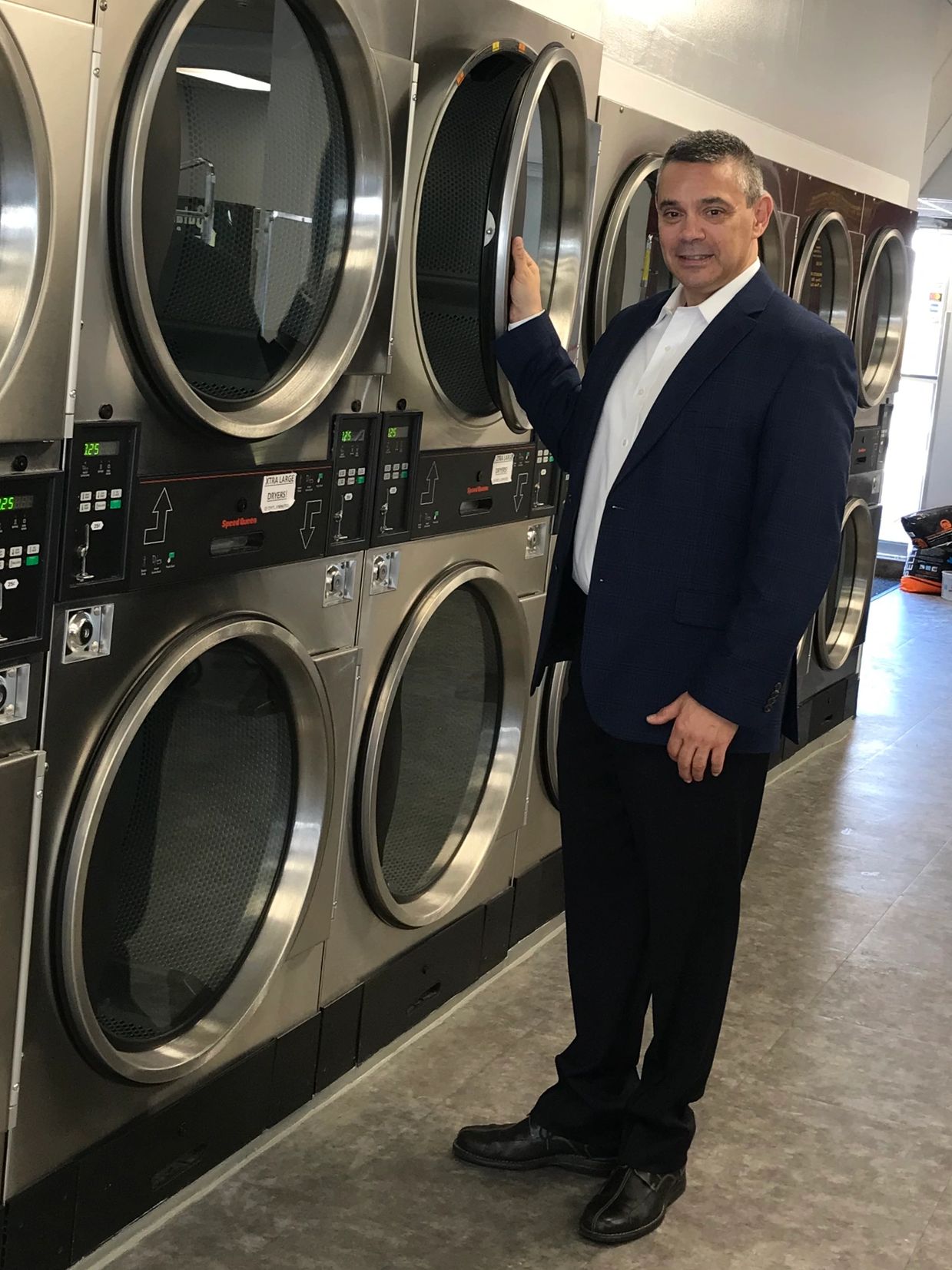 Patrick - owner, new dryers, new washers
#laundromatnearme  #laundromat 
#caldwellnj