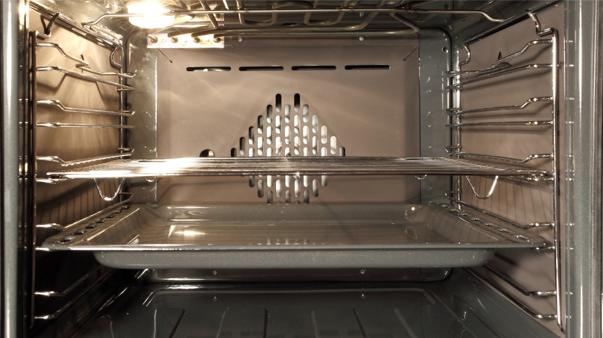 clean oven by the pink elephant team