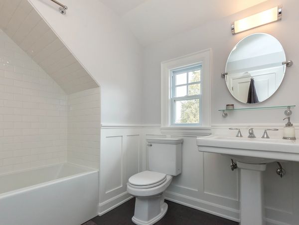 Traditional Bathroom