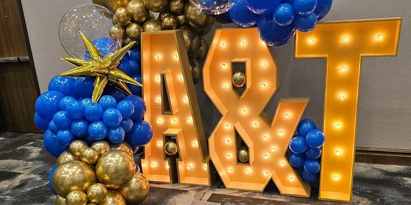 Decorative lights with the letters of the college 