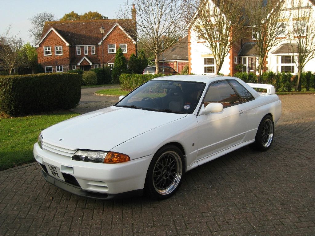 Skyline R32 V Spec Ii