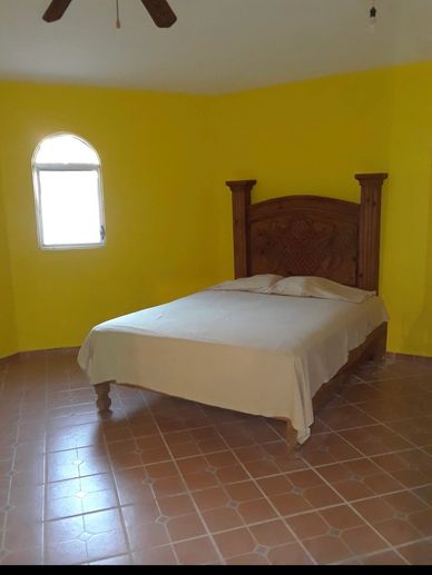 Arch Angel Uriel’s
Deluxe Yellow Suite with bathroom
Energy, supports personal power & logic