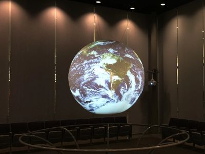 James E Richmond Science Center