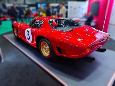 Ferrari
Retromobile
Pebble beach