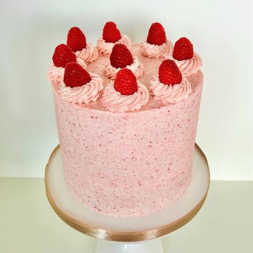 Keto raspberry cake