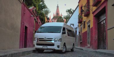 Toyota Hiace o similar