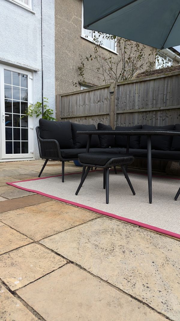 Unnatural Flooring Augusta NE6025 with Jaspa Woven robust colour French Rose binding tape 