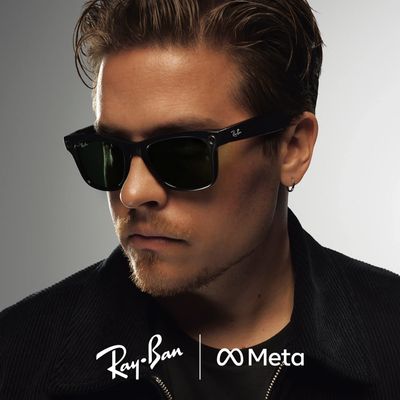 Man wearing Ray-Ban Meta Frame