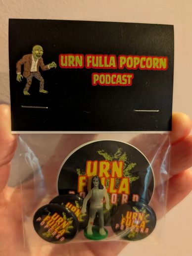 A set of 3 stickers and 3 buttons + 1 ZOMBIE!