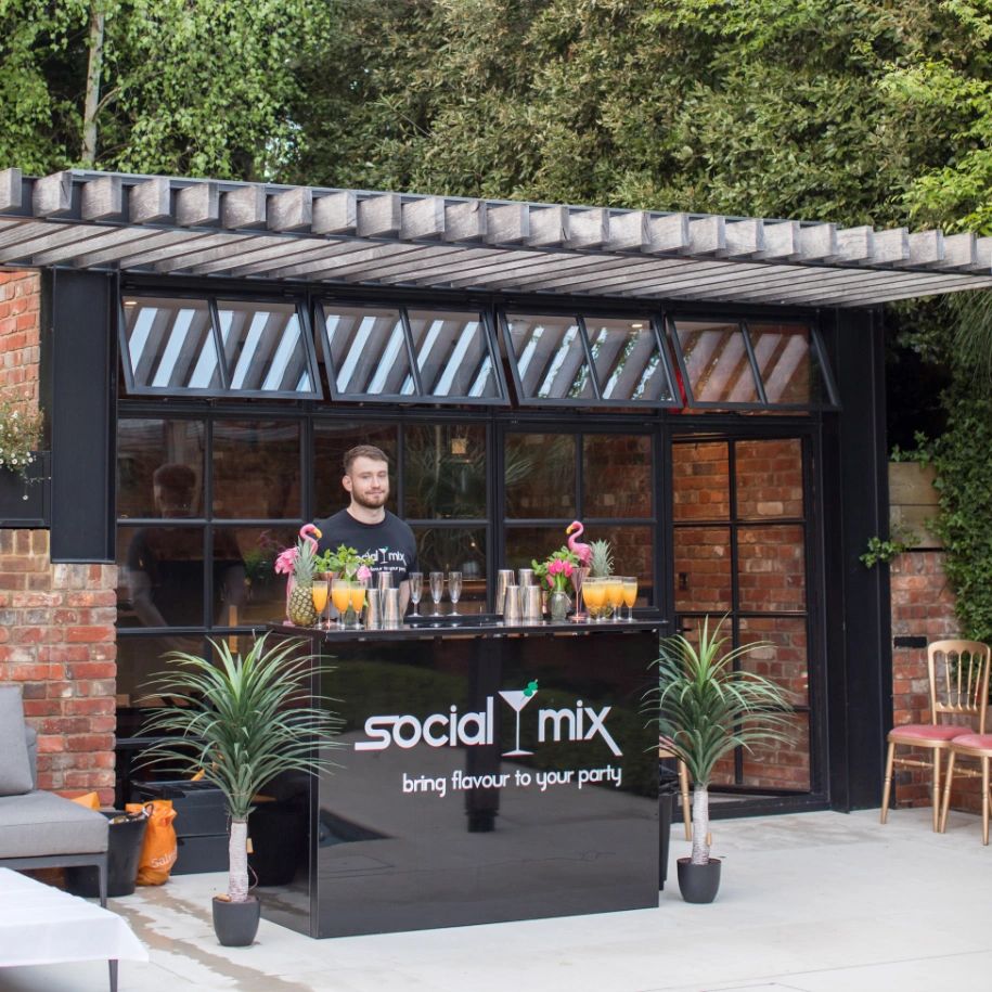 Garden Bar - Bar hire. Hire one of our summer bars for your party