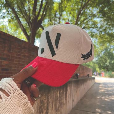 STYLIST | MODEL | PHOTOGRAPHER
@KEYTFVARIOUS

'NEW LIFE'  SB 
 DESIGNER 
@PROPHETSART
