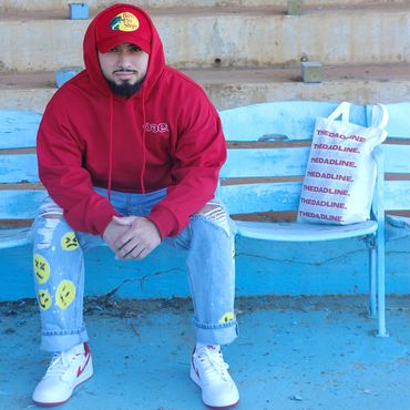 STYLIST | PHOTOGRAPHER
@KEYTFVARIOUS

'DAD LINE'  
DESIGNER
@PROPHETSART