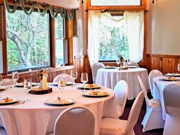 The Lodge at Wiscoy Lake Bride and Groom table