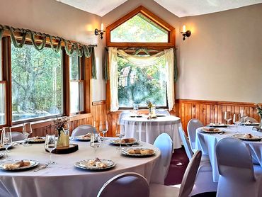 The Lodge at Wiscoy Lake reception tables