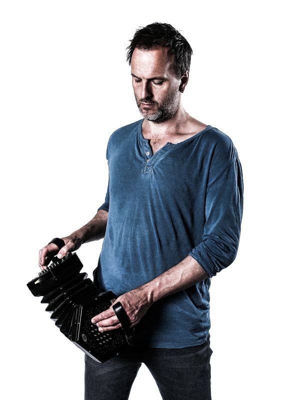 Jon Boden playing concertina
