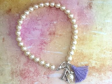 pearl bracelet
diy
mothers day gift
beaded bracelet
knot just beads
pearls
