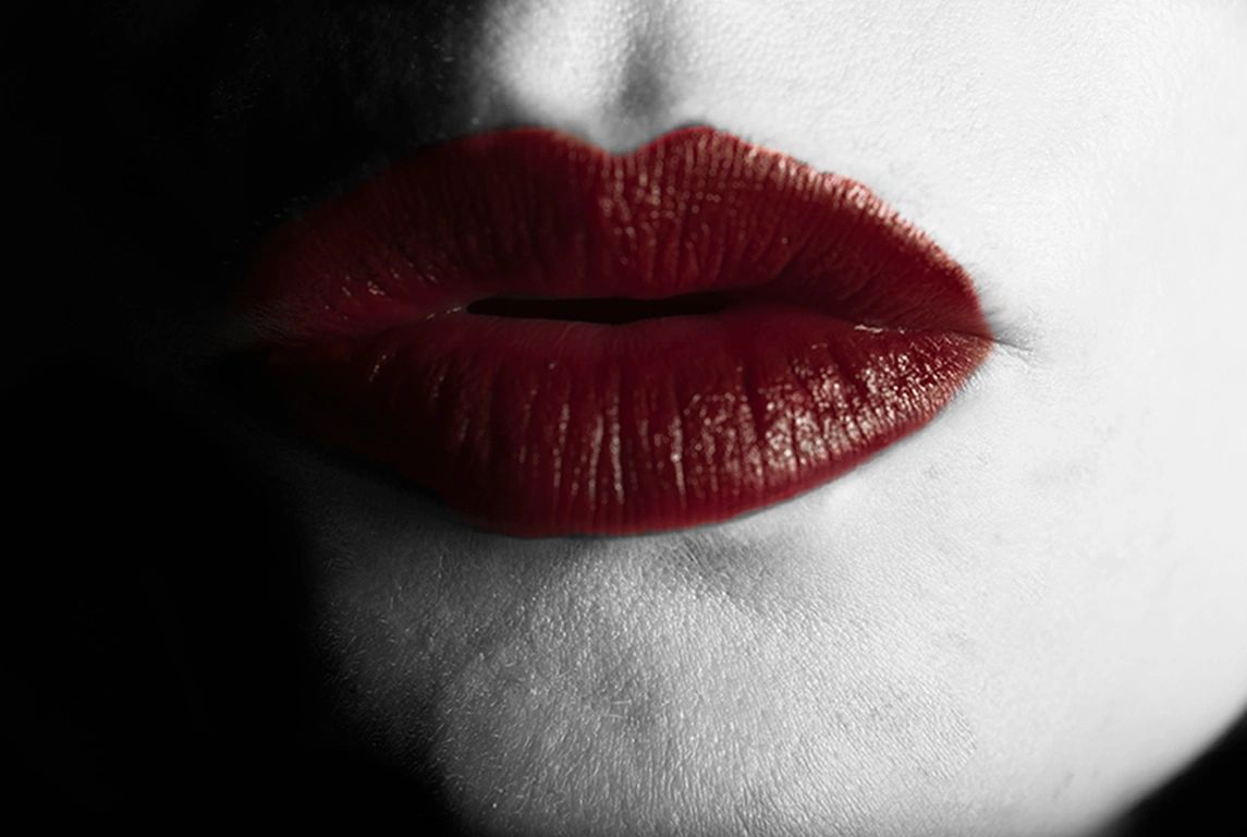 Find professional boudoir photographers near me