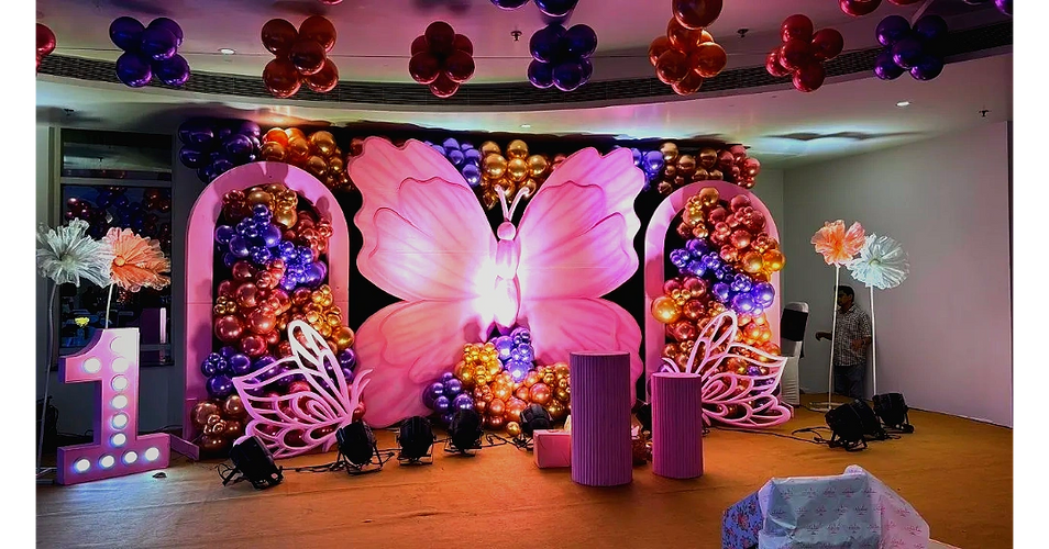 Royal events crafted with elegance and perfection. -- Eventsetups.com