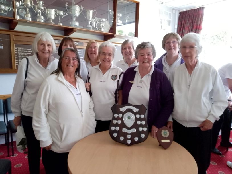  Congratulations to Bainfield Ladies on winning the Heather League shield.
The presentation took pla