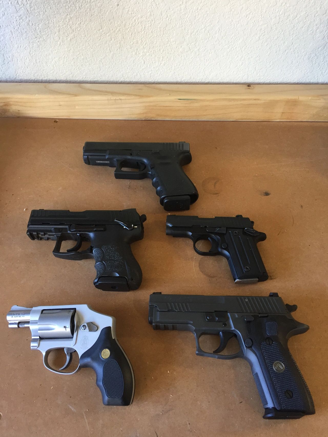 Sig Sauer Vs Glock 19