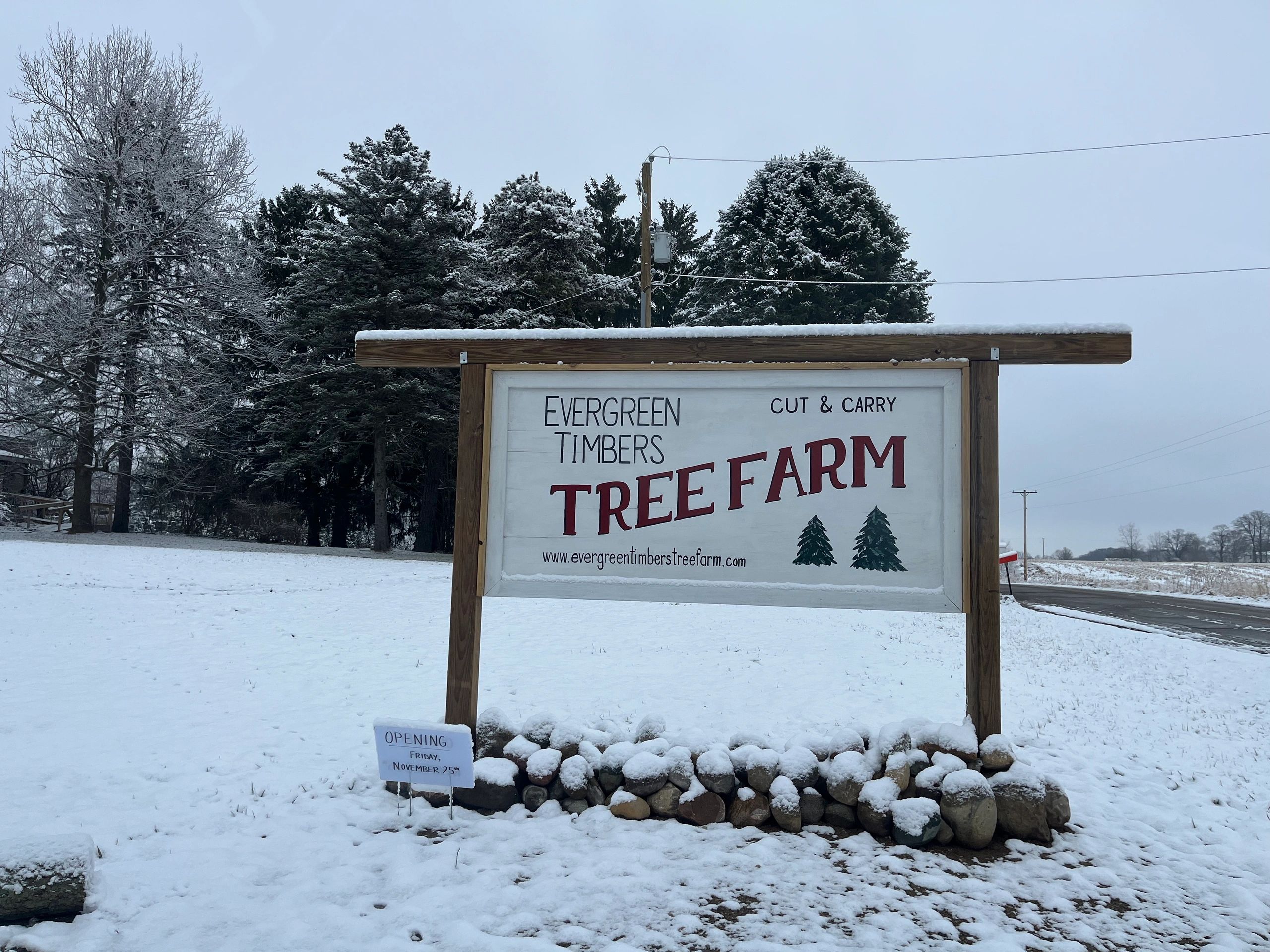 Evergreen Timbers Tree Farm Christmas Trees, U Cut