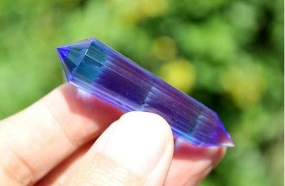 Synthetic quartz crystal wand