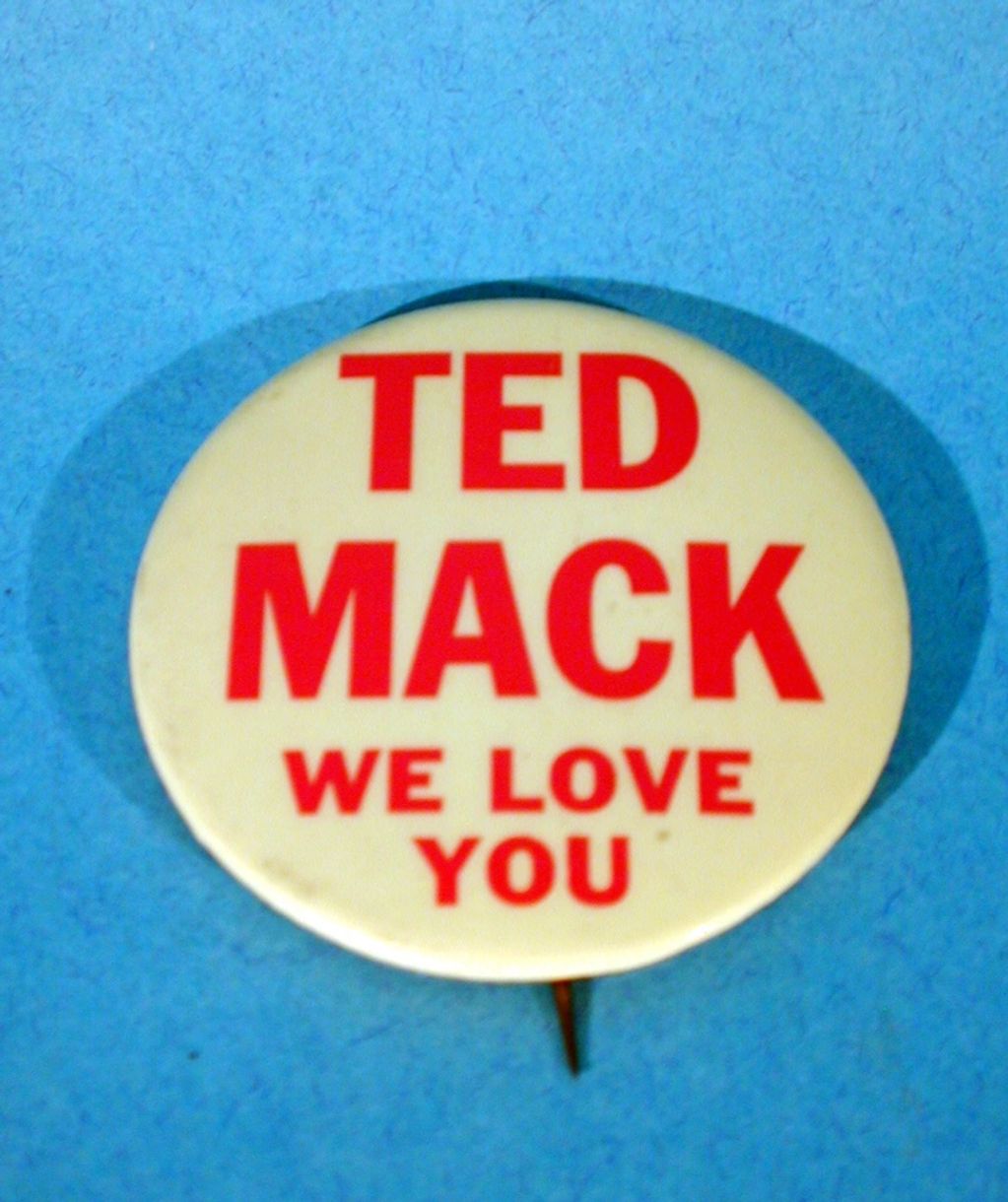 Pin back badge worn by members of 
The Ted Mack Fan Club circa 1960
