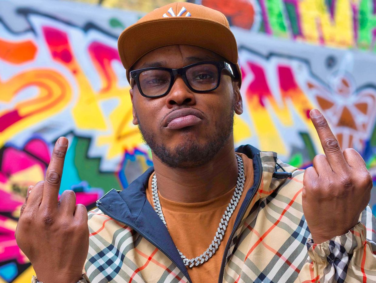 Creative musician portraits by Flash Spacey Photography