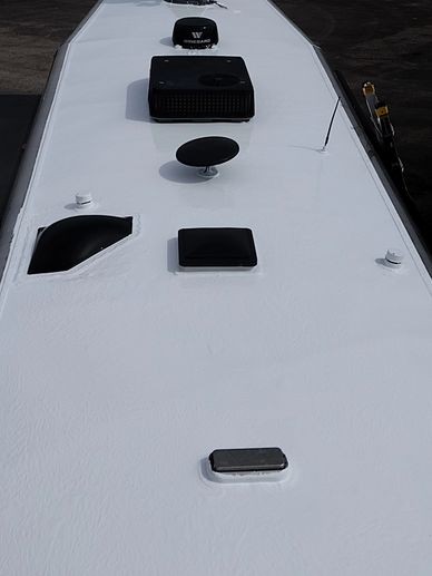 Trailer roof after coating 