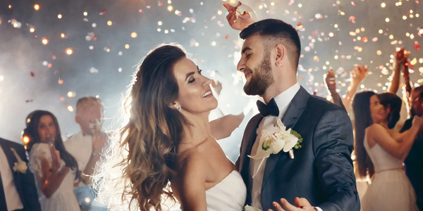 Unforgettable Moments deserve the very best Professional DJ Services 