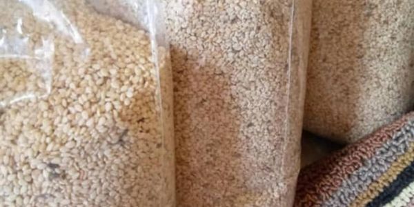 Sesame seeds are premium oil-rich seeds valued for their nutty flavor and high nutritional content, 