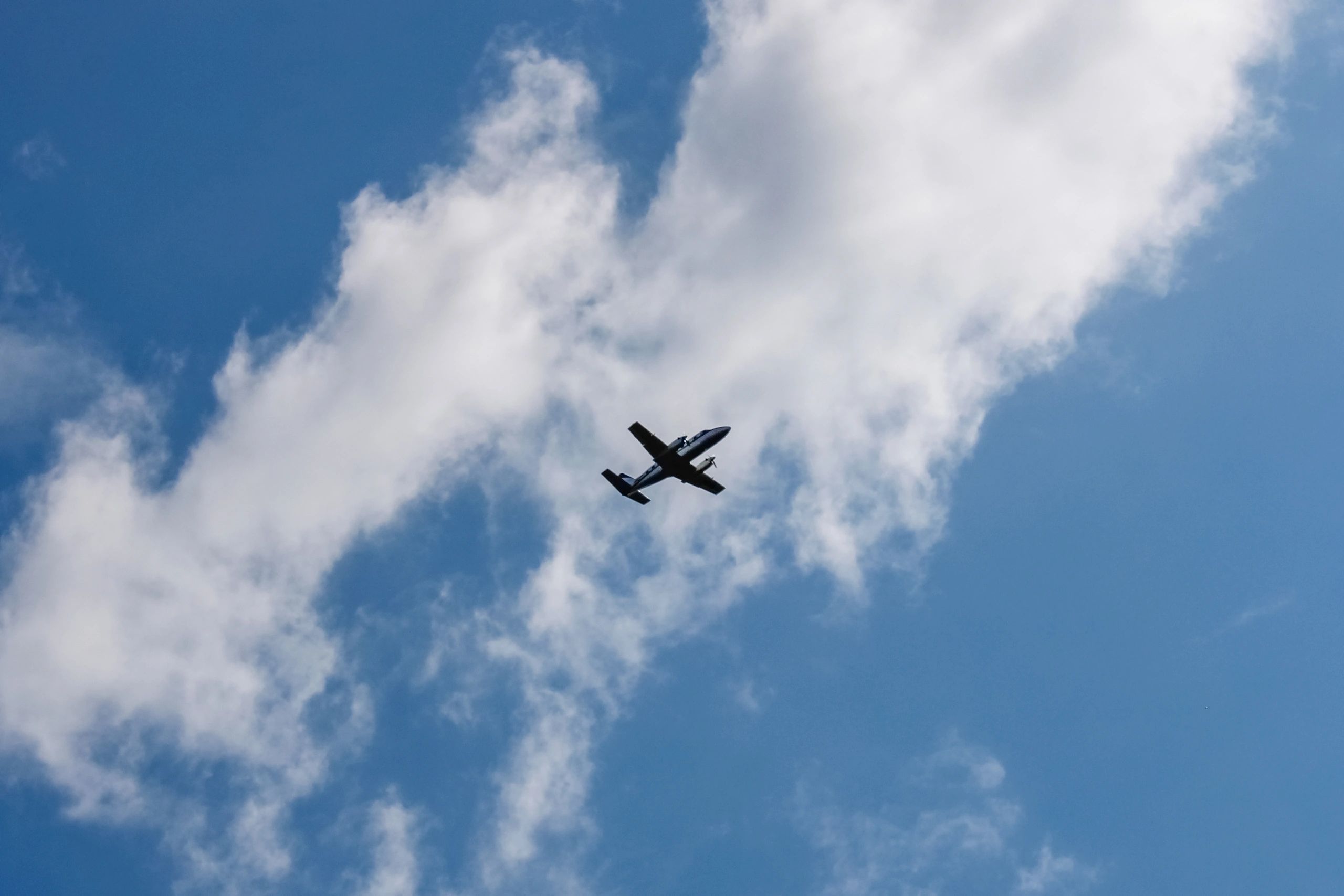 Embraer EMB 110 volando