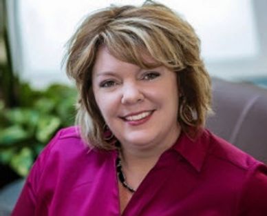 Image of Lisa Mallis