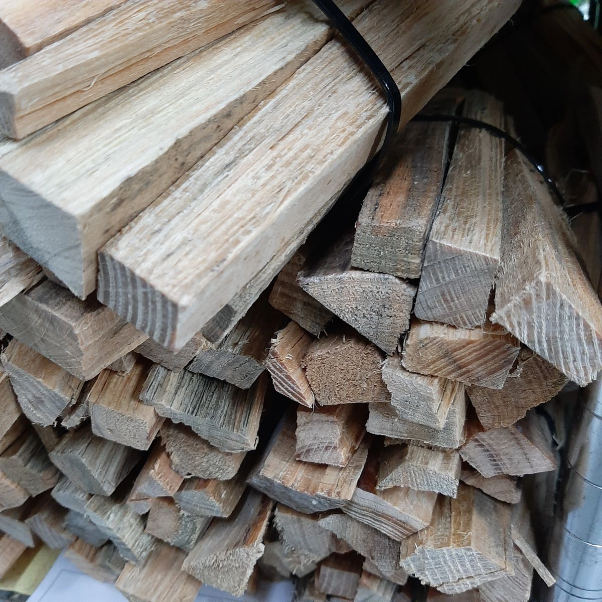 Pitch Pine Wood Bundles