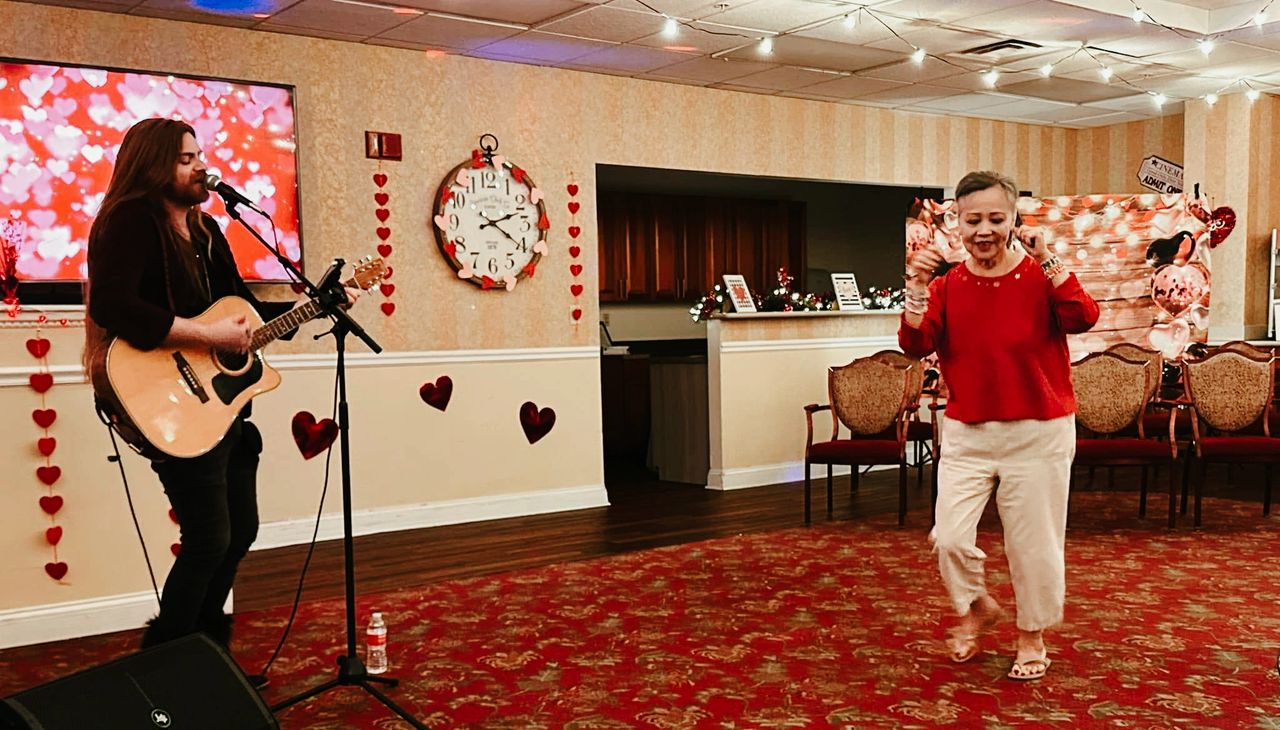 Pat Arnold performing at Laurelwood Assisted Living on Valentine's Day