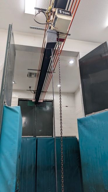 Horse Stall Hoist
