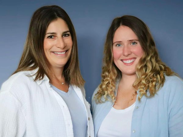 Dr. Katrina Neil and Dr. Allie Fairbarn
North Bay Chiropractor
Chiropractic Care