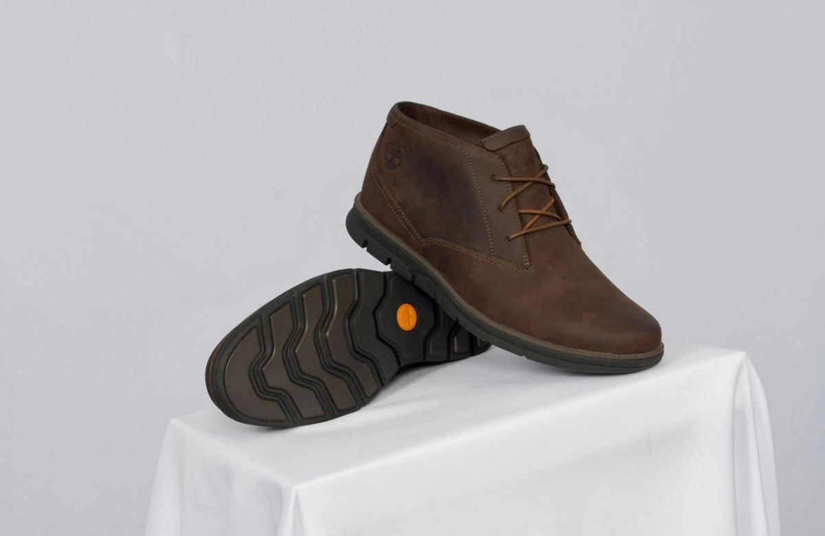 Timberland Bradstreet Plain Toe Chukka Boot in Dark Brown Oiled, Men Size  8.0 Only, Product Code#