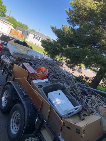 Trailer full of yard debris 